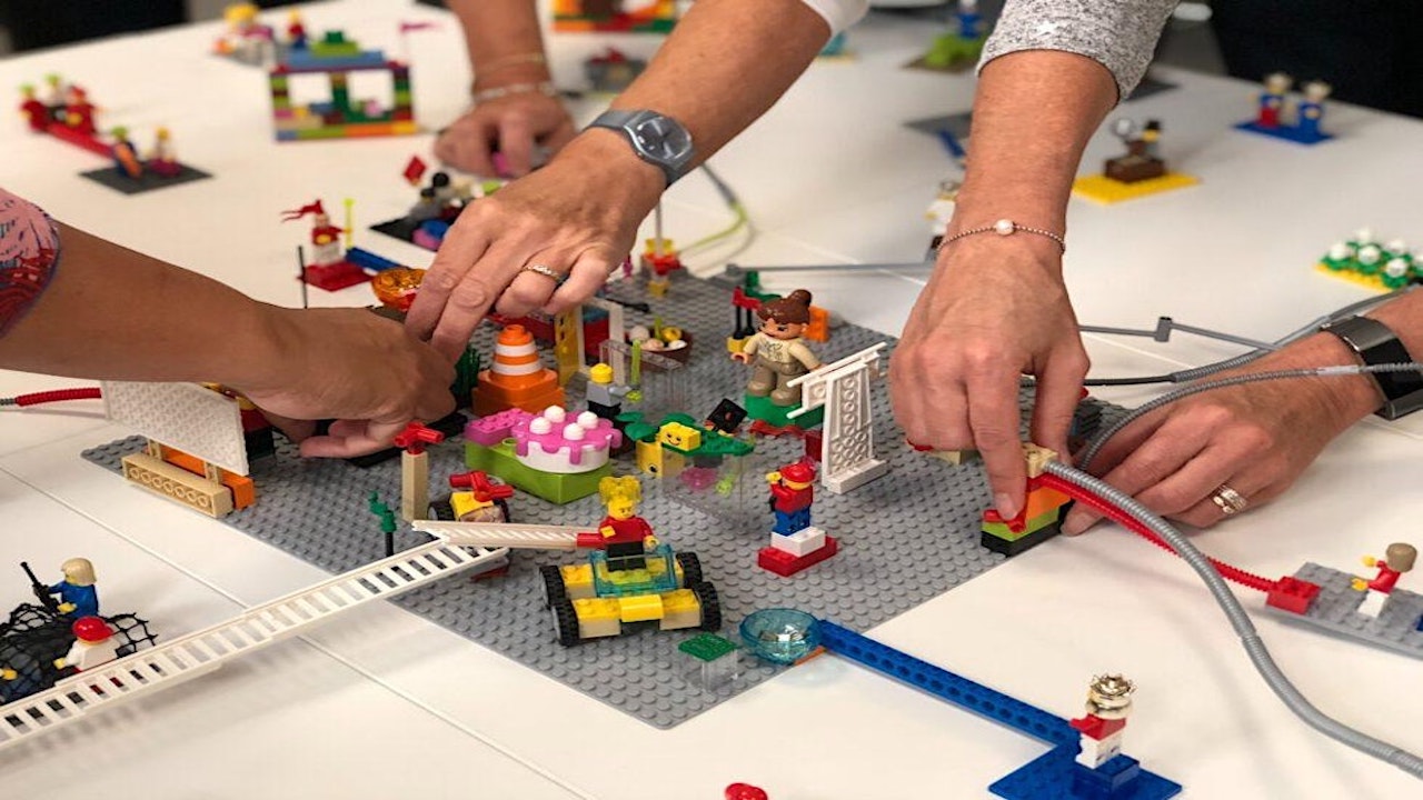 Modelo de Negocios con LEGO